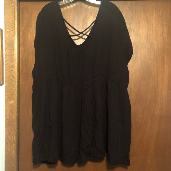 Torrid Short Sleeve Blouse - Picture 2 of 5